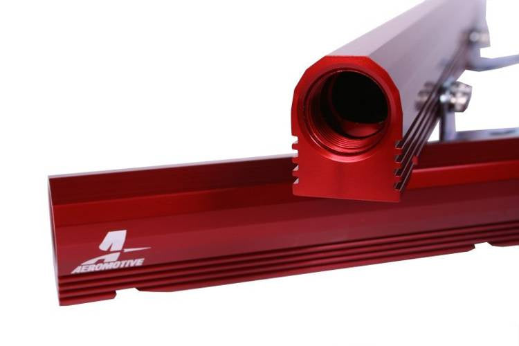 Aeromotive GM LS-1/LS-6 gefräste Kraftstoffschienen