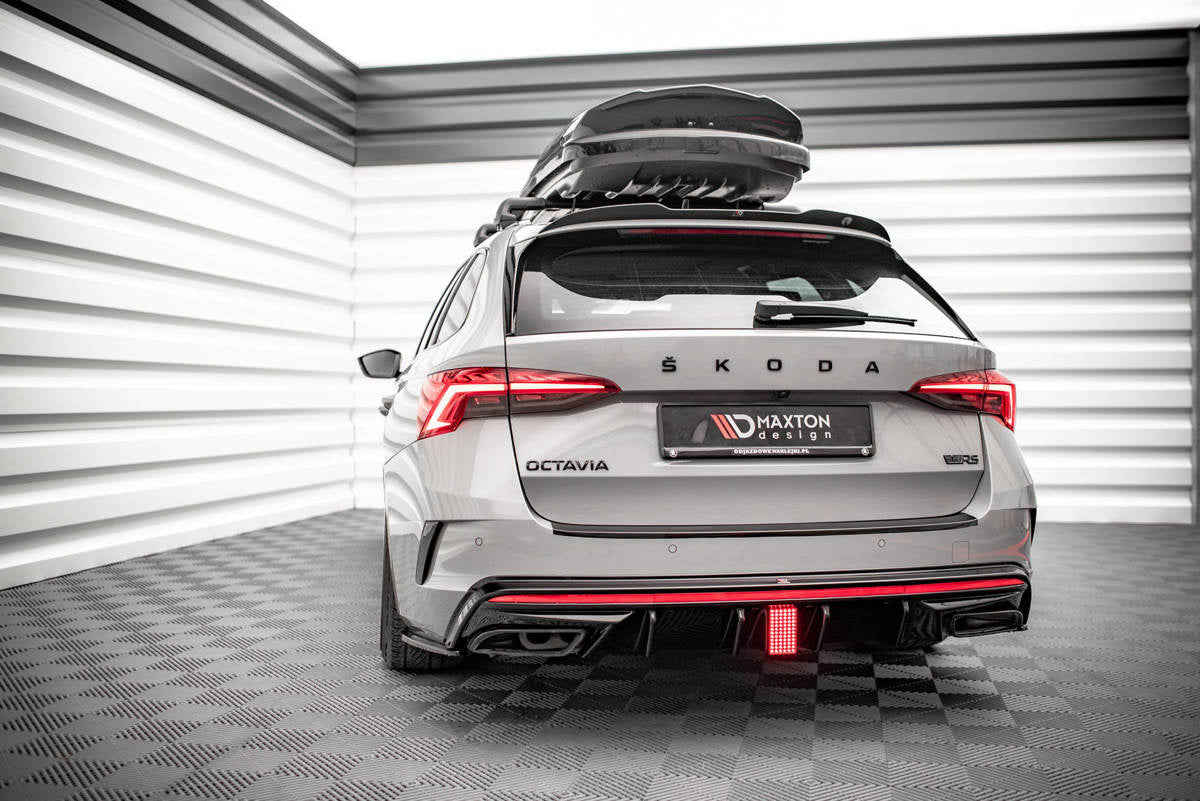 Diffusor Skoda Octavia IV RS Heckschürze Glanz Schwarz