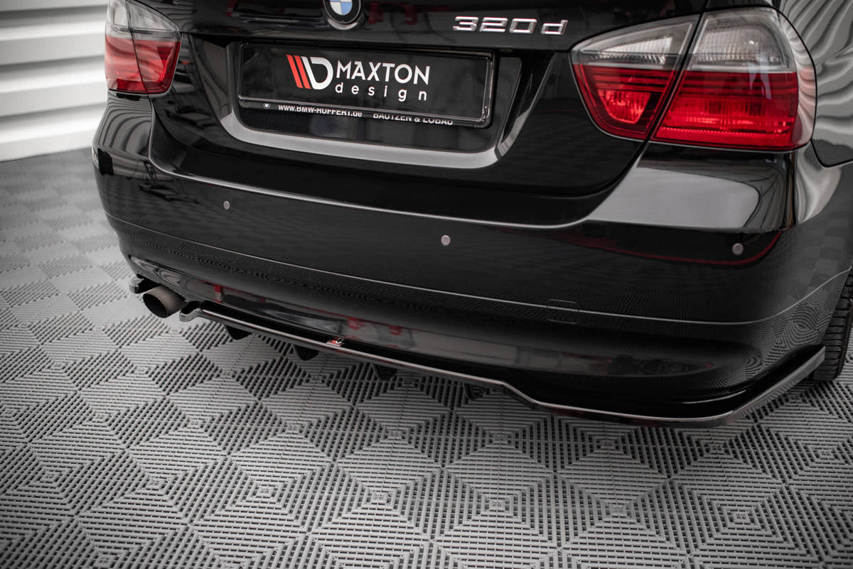 Splitter BMW 3 E90 Heck Mittelteil mit Diffusor Hochglanz Schwarz