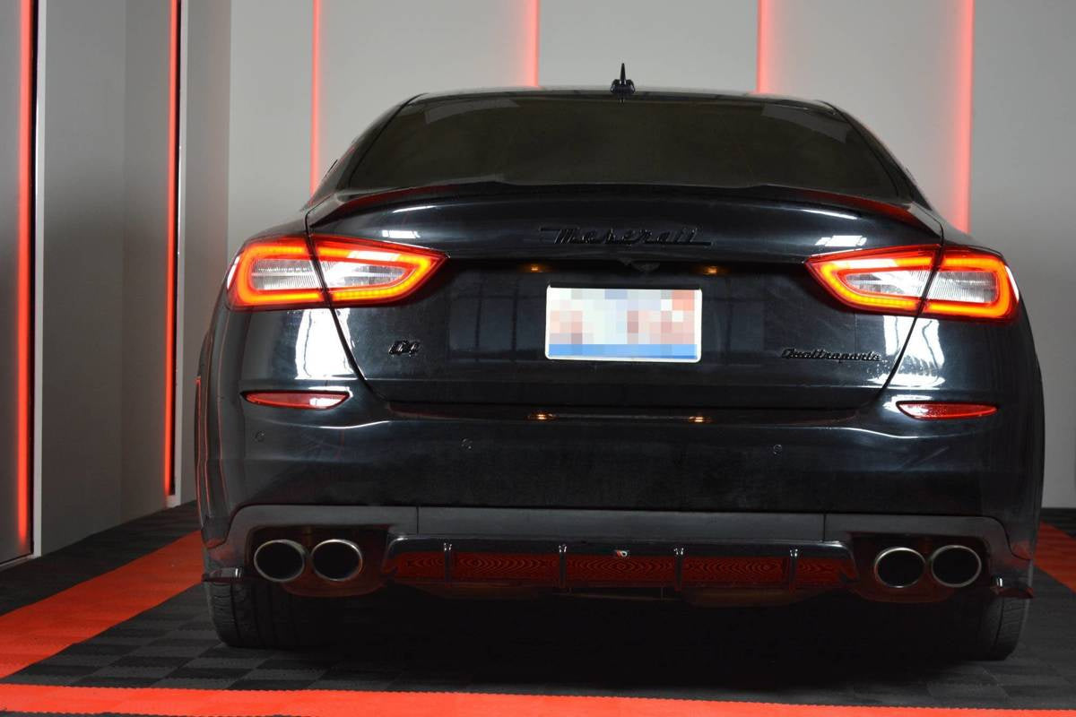 Diffusor Maserati Quattroporte VI Heckschürze Glanz Schwarz