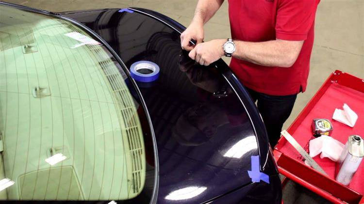 Spoiler-Abdeckung - BMW Universal 135cm