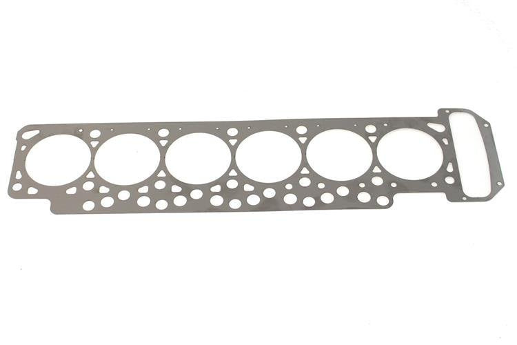 Engine head spacer BMW M30b35