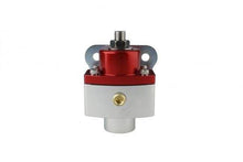 Aeromotive Fuel pressure regulator SS Carburetor 750HP 3/8" NPT Red