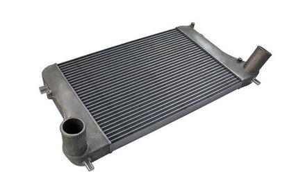TurboWorks Ladeluftkühler VW Golf V Audi A3 579x419x36 Einlass 2,5" Rohr und Lamellen