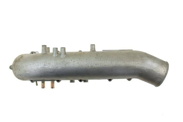 Intake manifold Nissan R32 R33 R34 GTR RB26