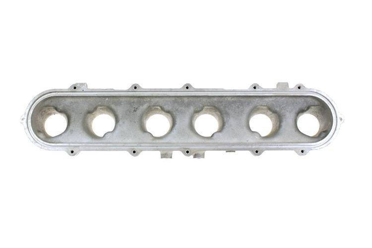 Intake manifold Nissan R32 R33 R34 GTR RB26
