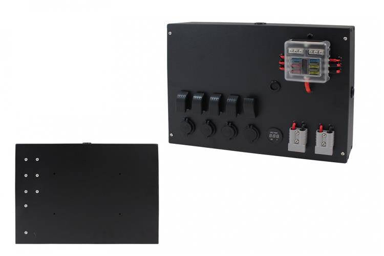 Schalttafel ALU, EIN-AUSx5, 3xGZ, USB 3.1A, 1x Voltmeter 6 SICHERUNGEN IP68