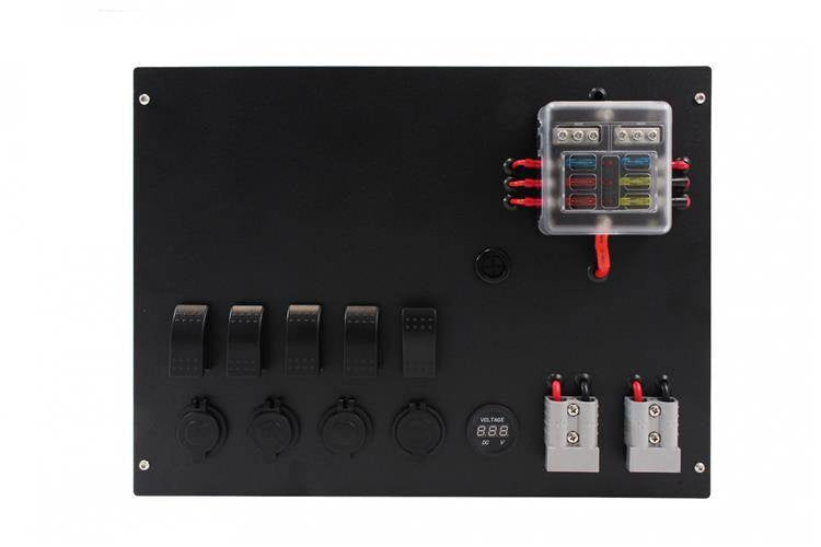 Schalttafel ALU, EIN-AUSx5, 3xGZ, USB 3.1A, 1x Voltmeter 6 SICHERUNGEN IP68
