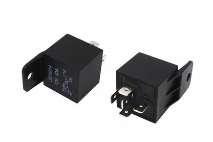 Universal relay 40A