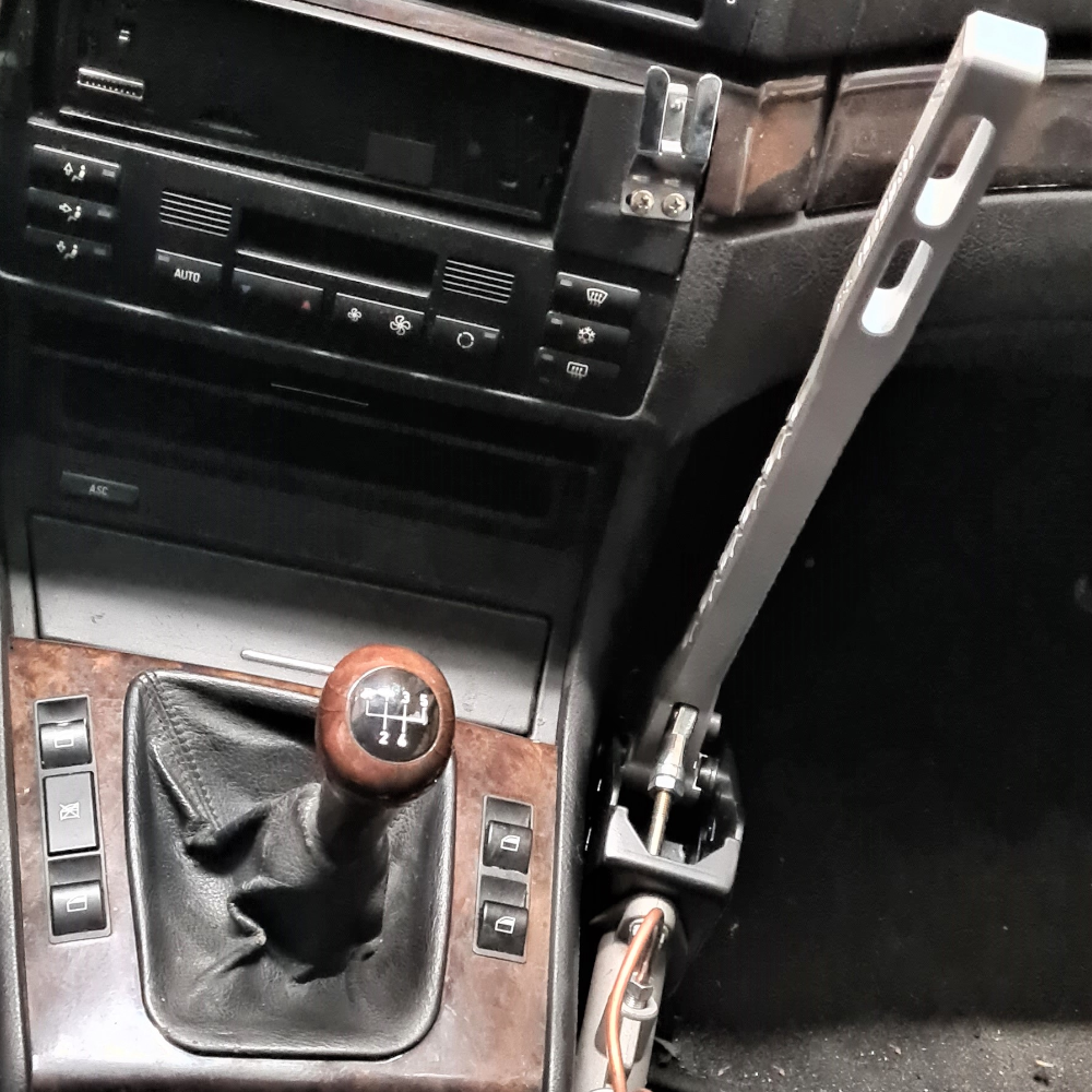 Handbremsen-Montageplatte gebohrt BMW E46 Schwarz