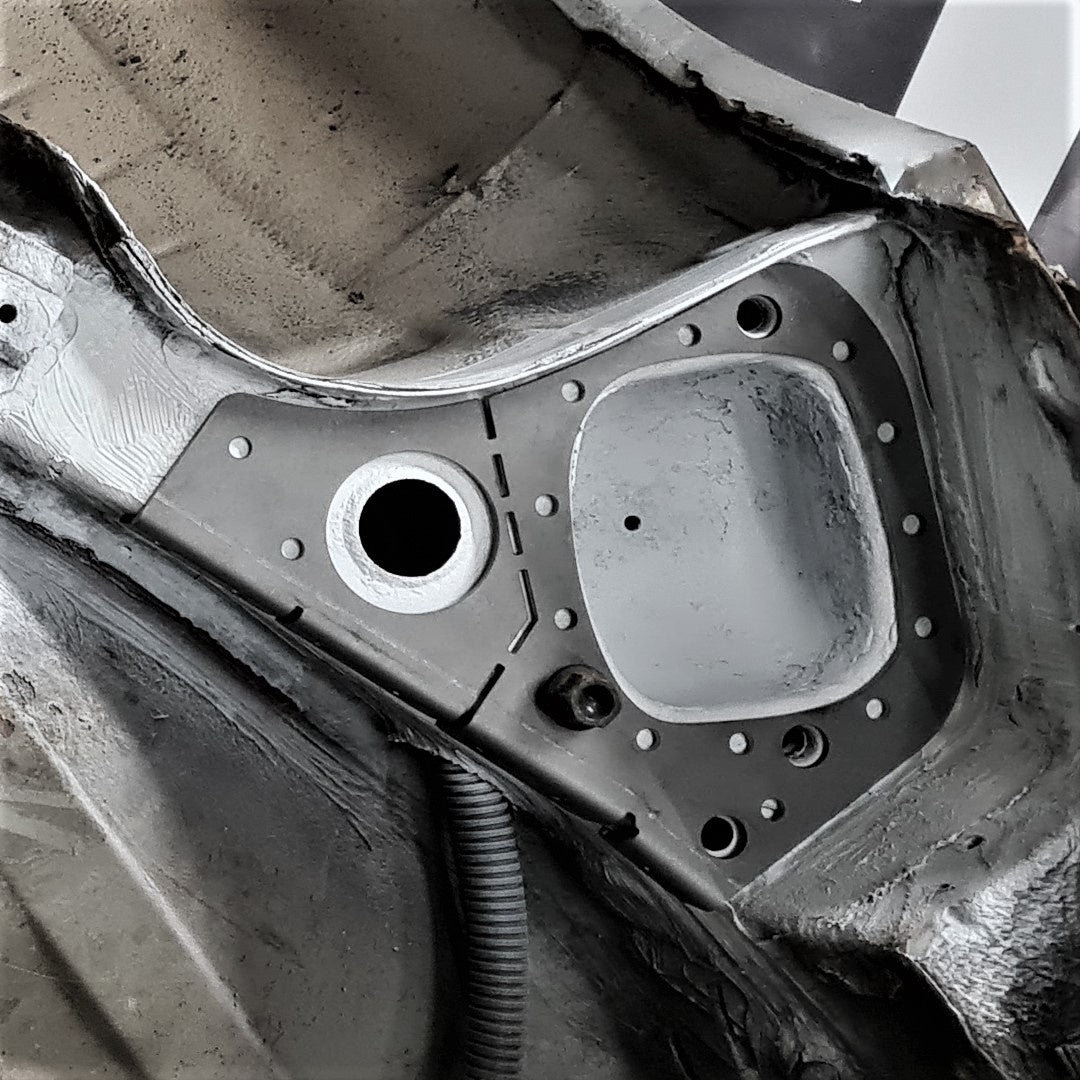 Reinforcement plate BMW 3 E46 Rear trailing arm mounts